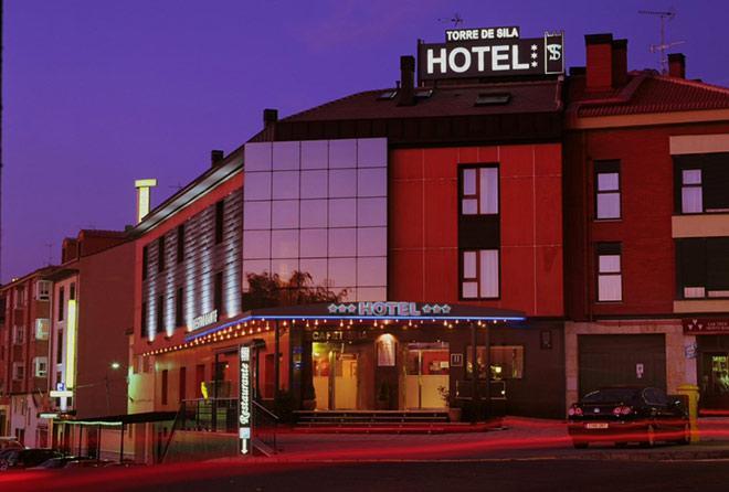 Hotel Torre De Sila Tordesillas Exteriér fotografie